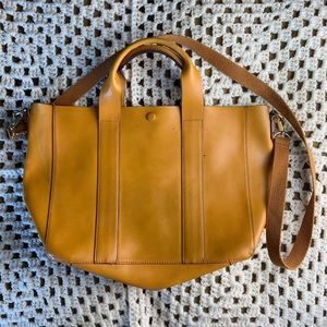 Vintage GAP genuine leather crossbody bag